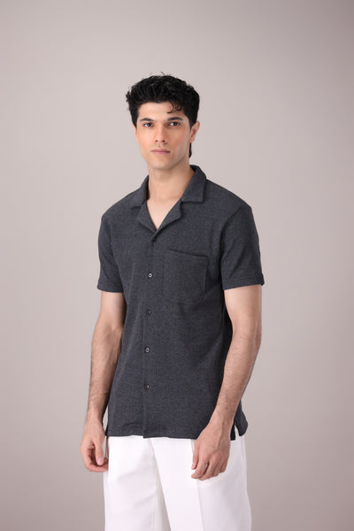 CHARCOAL WAFFLE KNITTED CUBAN COLLAR SHIRT
