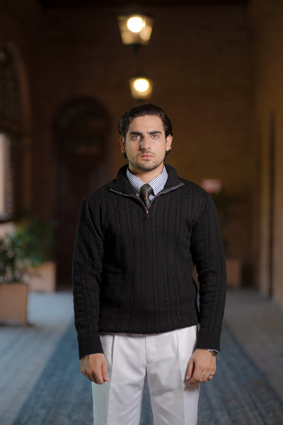 BLACK CABLE KNIT ZIPPER SWEATER