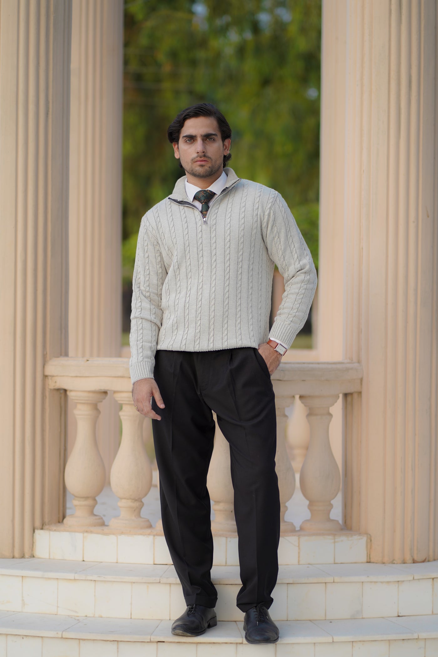 GREY CABLE KNIT ZIPPER SWEATER