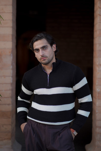 STRIPE ZIPPER SWEATER