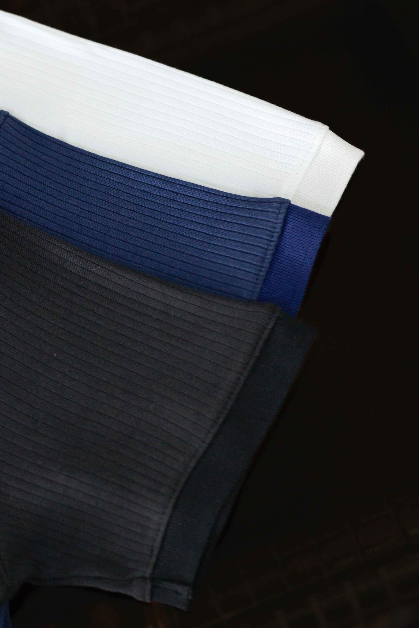 PEARL WHITE RIB KNITTED POLO SHIRT