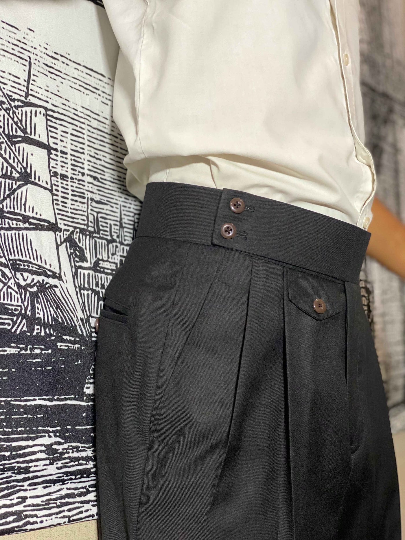 PREMIUM OFF WHITE DOUBLE PLEATED SIDE TAB TROUSER